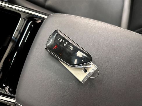 Used 2023 Volkswagen ID.4 S RWD image 35