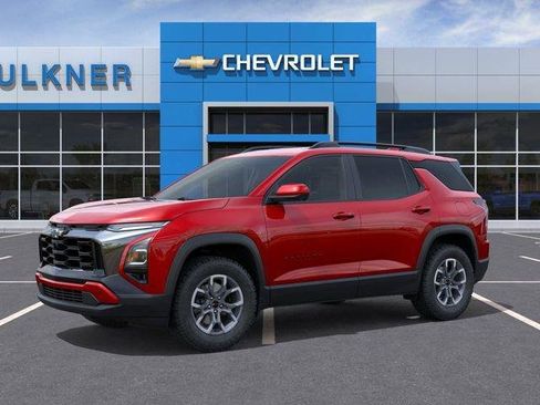 New 2026 Chevrolet Equinox ACTIV w/ Convenience Package III AWD/4WD image 2