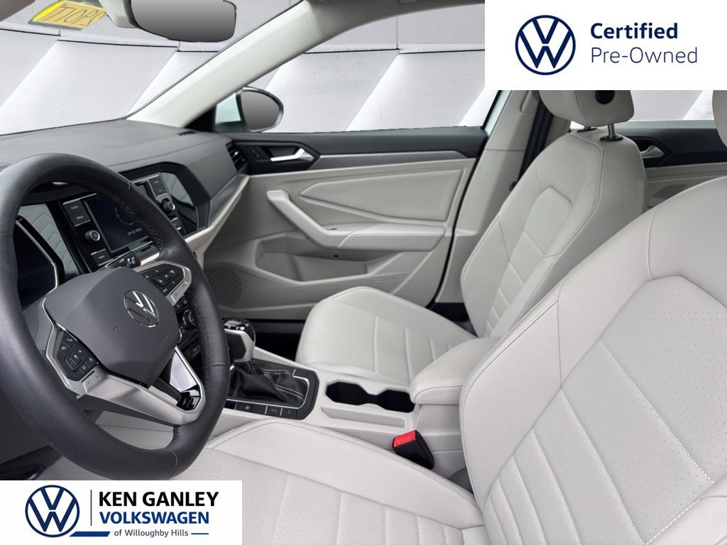 Used 2023 Volkswagen Jetta SE FWD image 19