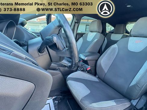 Used 2014 Ford Focus ST image 10