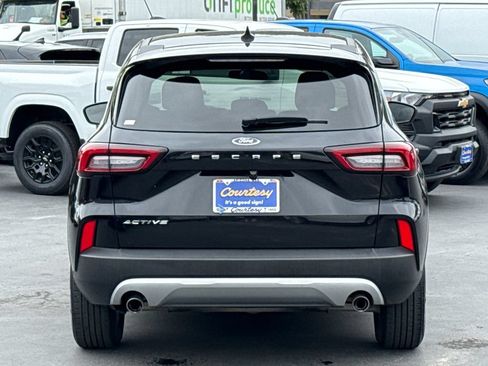 Used 2024 Ford Escape Active FWD image 9