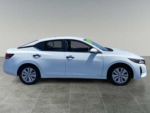 Used 2025 Nissan Sentra S FWD image 6