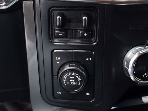 Used 2021 Ford F150 Lariat AWD/4WD image 44