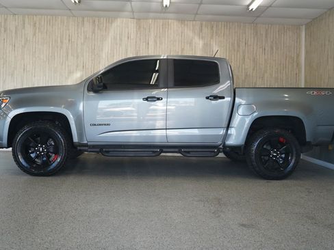 Used 2021 Chevrolet Colorado LT w/ Redline Special Edition AWD/4WD image 5