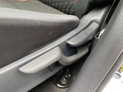 Certified 2023 Nissan Kicks SR image 20