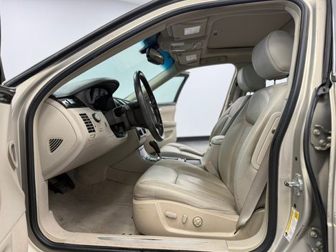 Used 2008 Cadillac DTS w/ Sun And Sound Package FWD image 37