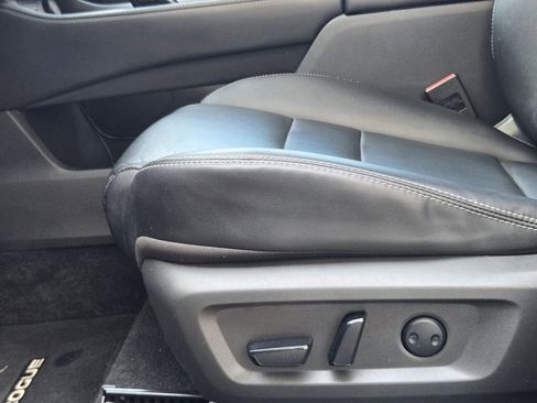 Used 2023 Nissan Rogue SL w/ SL Premium Package image 22