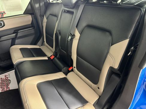Used 2024 Ford Bronco Wildtrak AWD/4WD image 37