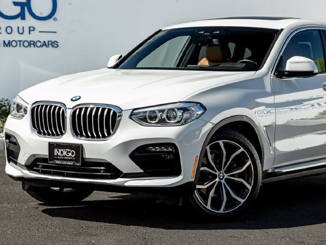 Used 2021 BMW X4 xDrive30i AWD/4WD image 2