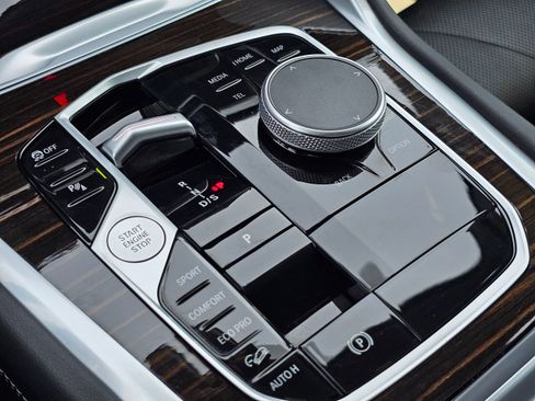 Used 2025 BMW X6 xDrive40i image 47