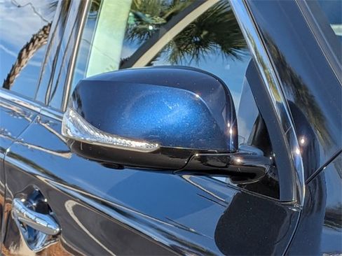 Used 2019 INFINITI QX60 Luxe w/ Sensory Package image 10