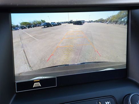 Used 2023 GMC Acadia Denali image 13