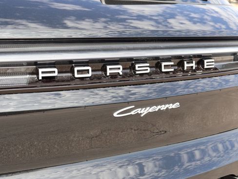New 2026 Porsche Cayenne AWD/4WD image 6