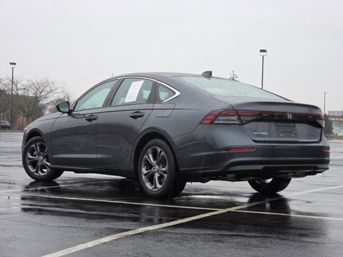 Used 2023 Honda Accord EX image 16