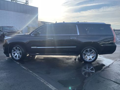 Used 2015 Cadillac Escalade ESV Premium image 8