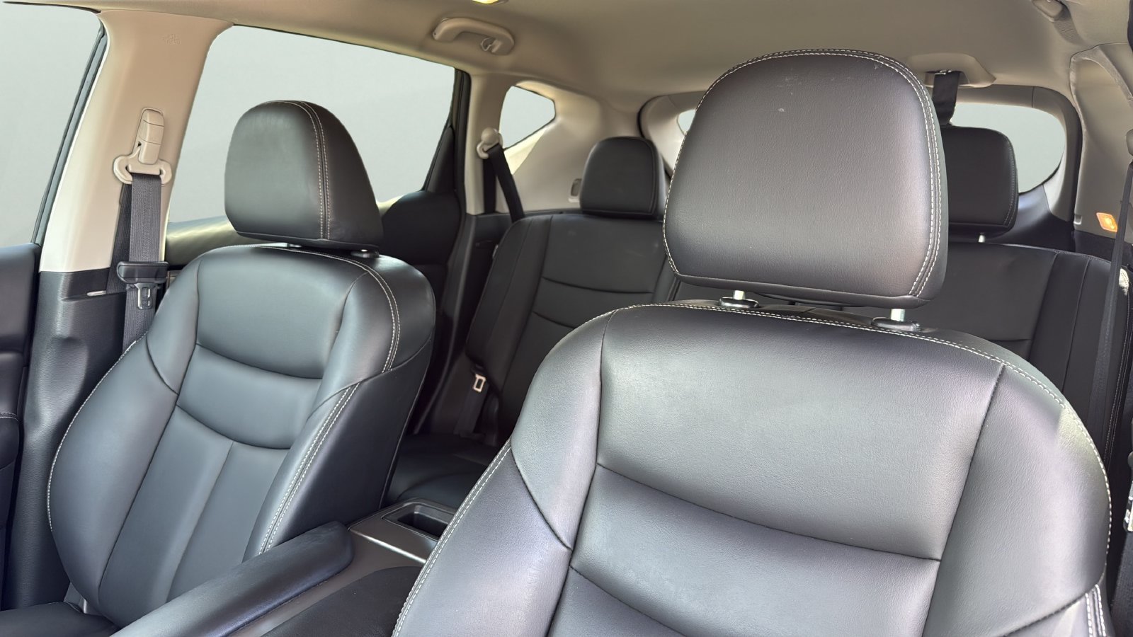 Used 2023 Nissan Murano SV w/ SV Midnight Edition Package FWD image 9