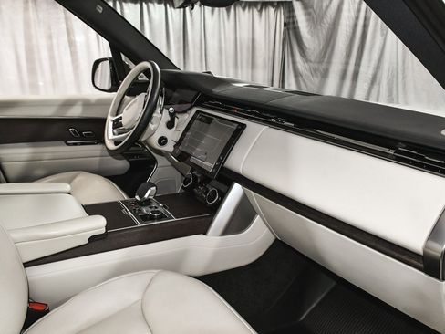 Used 2023 Land Rover Range Rover SE image 63