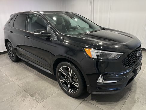 Used 2023 Ford Edge ST AWD/4WD image 3