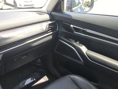 Used 2025 Kia Telluride S AWD/4WD image 20