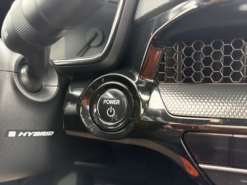 Used 2025 Honda CR-V Sport Touring image 23