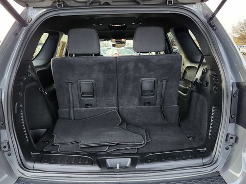 Used 2023 Dodge Durango GT image 24