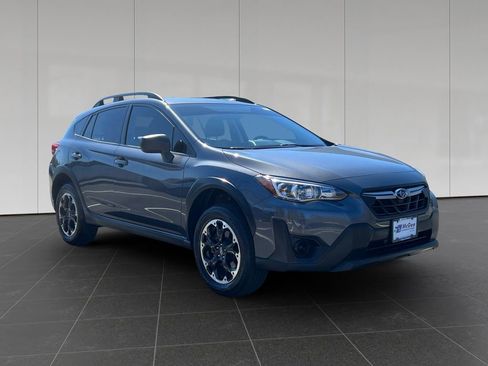 Used 2023 Subaru Crosstrek 2.0i image 7