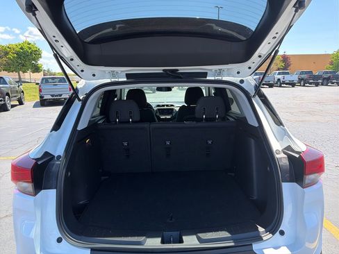 Used 2023 Chevrolet TrailBlazer LT w/ Convenience Package FWD image 21