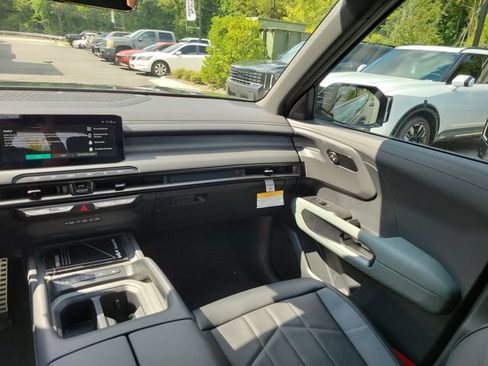 New 2027 Kia Telluride SX X-Line w/ Towing Package AWD/4WD image 9