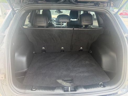 Used 2023 Jeep Compass Latitude AWD/4WD image 28