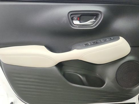 Used 2023 Honda HR-V LX image 46