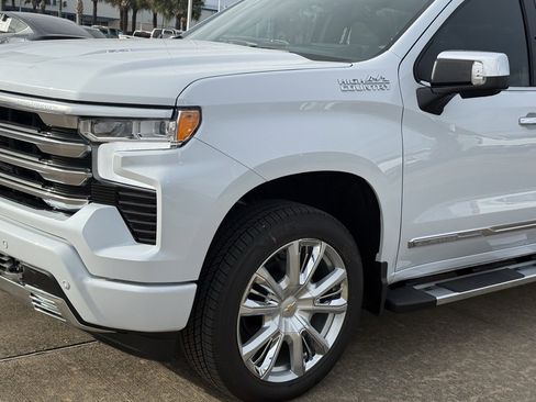 New 2026 Chevrolet Silverado 1500 High Country w/ High Country Premium Package image 2