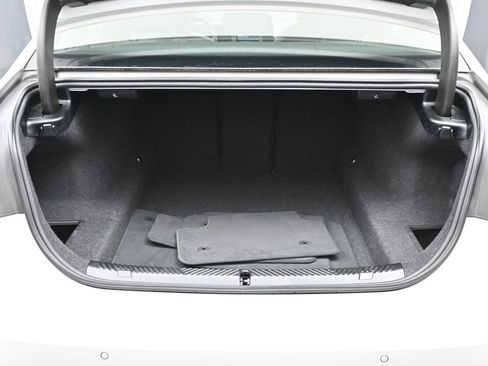 Used 2025 BMW 530i RWD image 18
