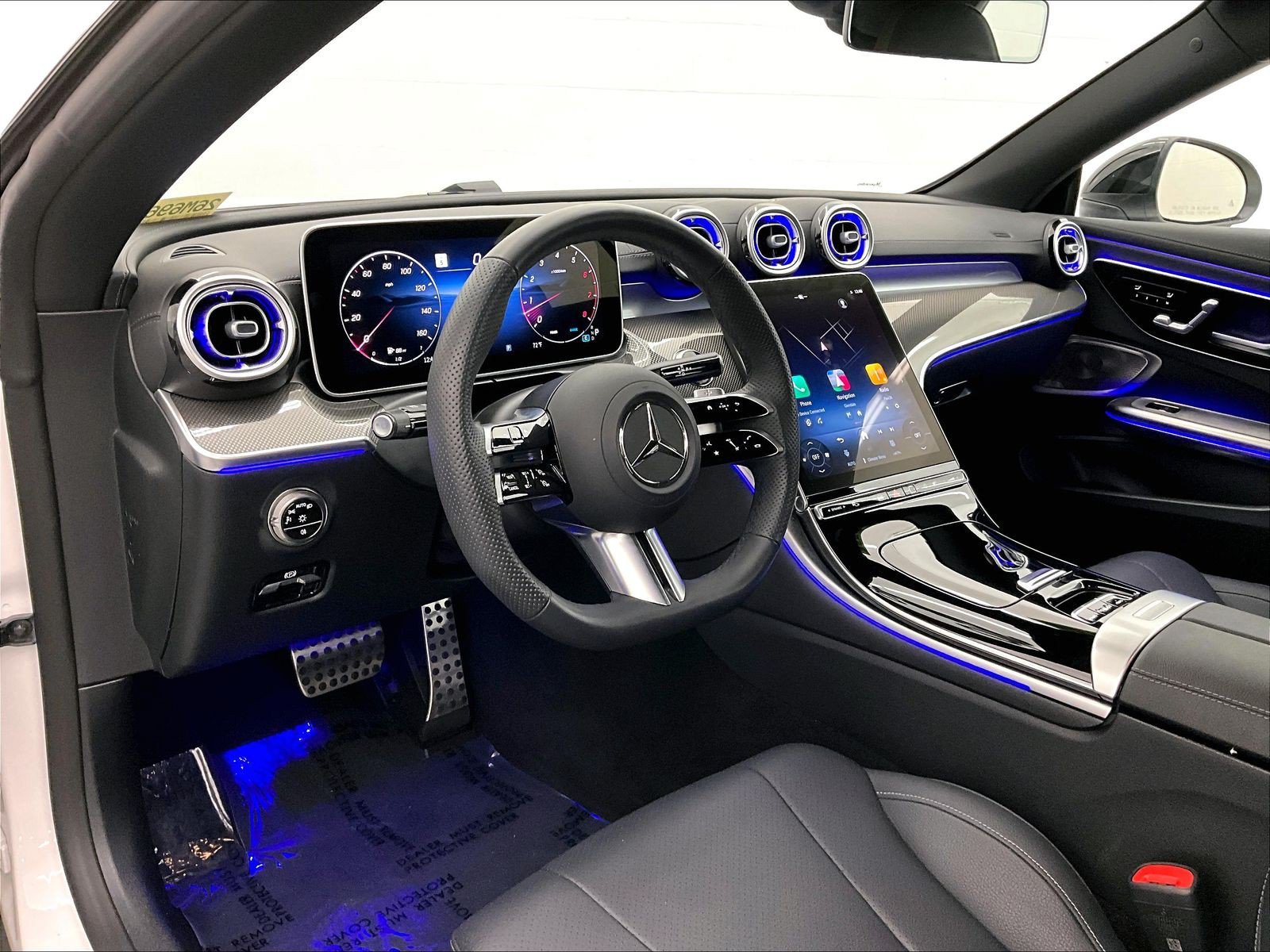 Used 2026 Mercedes-Benz CLE 450 4MATIC Cabriolet image 19