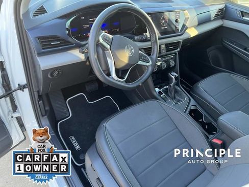 Certified 2023 Volkswagen Taos SE w/ Panoramic Sunroof Package image 16