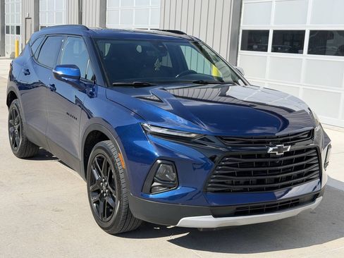 Used 2022 Chevrolet Blazer LT w/ Sound & Technology Package AWD/4WD image 8