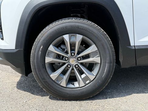 New 2026 Chevrolet Equinox LT image 11