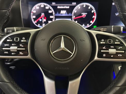 Used 2019 Mercedes-Benz E 300 image 11