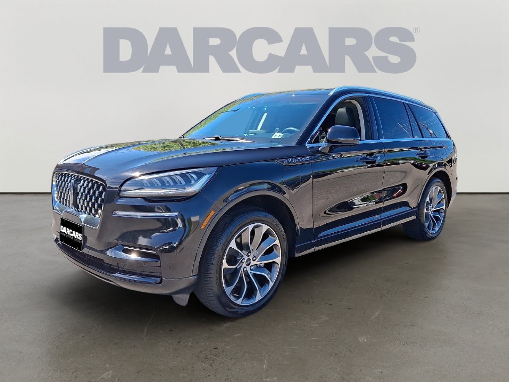 Used 2023 Lincoln Aviator Grand Touring w/ Elements Package Plus AWD/4WD image 3