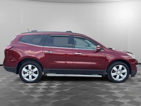 Used 2016 Chevrolet Traverse LT w/ Style and Technology Package AWD/4WD image 6