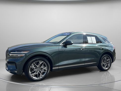 Used 2023 Genesis GV70 2.5T w/ Select Package AWD/4WD image 2