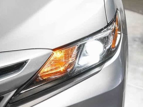 Certified 2023 Toyota Camry SE image 8