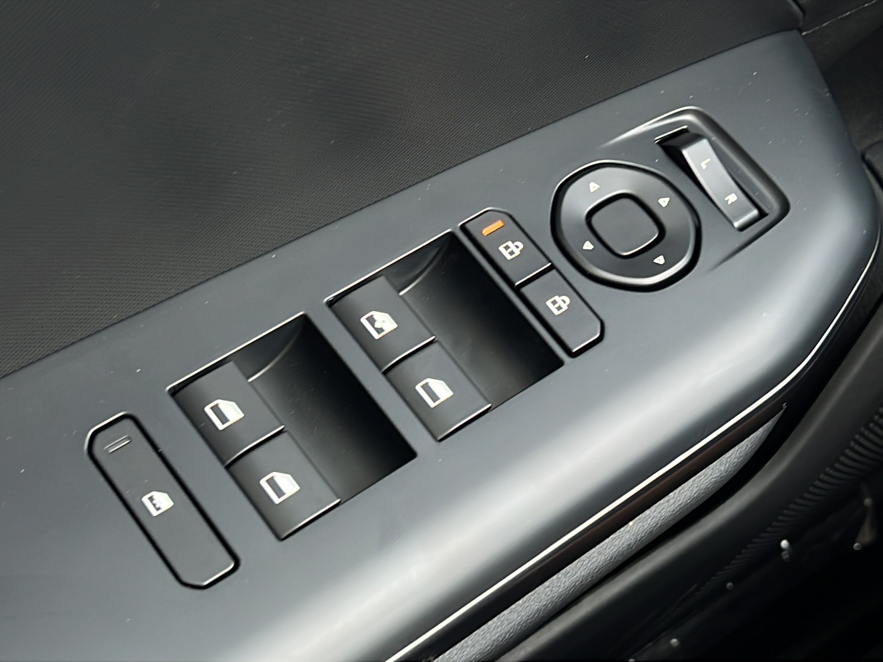 New 2026 Kia K4 FWD image 16