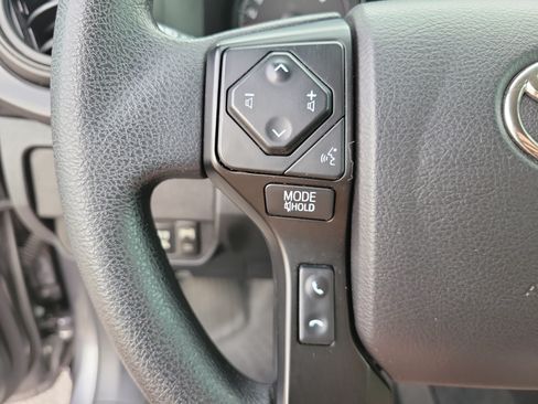 Used 2021 Toyota Tacoma SR AWD/4WD image 20