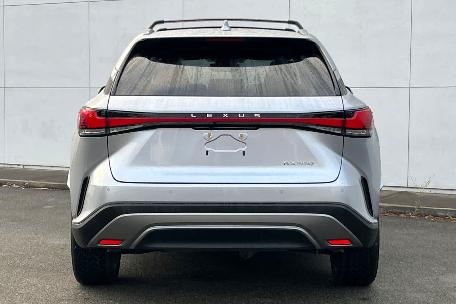 Used 2024 Lexus RX 350 Premium Plus w/ Cold Area Package FWD image 4