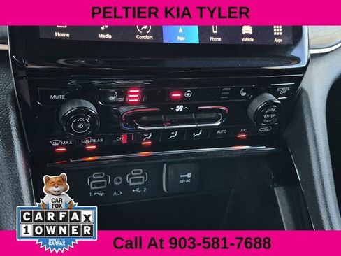 Used 2023 Jeep Grand Cherokee Limited w/ Black Appearance Package image 45