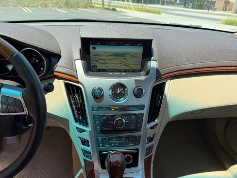 Used 2009 Cadillac CTS 3.6 RWD image 26