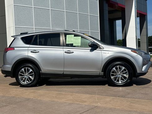 Certified 2018 Toyota RAV4 LE w/ Carpet Mat Package AWD/4WD image 3