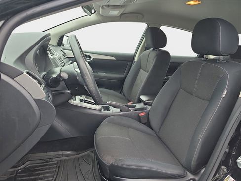 Used 2015 Nissan Sentra S image 14