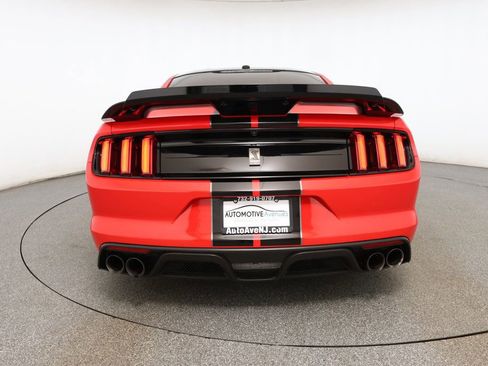 Used 2019 Ford Mustang Shelby GT350 w/ Technology Package image 5