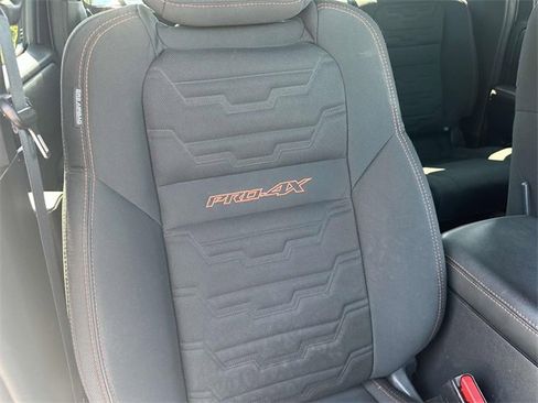 Used 2023 Nissan Frontier PRO-4X w/ Pro Convenience Package image 21